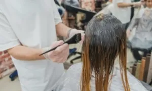 5 nguyên nhân khiến tóc rụng nhiều hơn vào mùa đông 5 nguyên nhân khiến tóc rụng nhiều hơn vào mùa đông