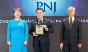 8 năm liền PNJ vào top kinh doanh hiệu quả nhất Việt Nam 8 năm liền PNJ vào top kinh doanh hiệu quả nhất Việt Nam
