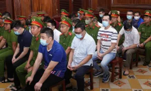 Cán bộ thuế bảo kê đường dây mua bán hóa đơn khống bị phạt 15 năm tù