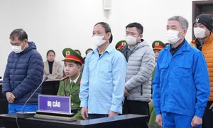 Cựu chủ tịch NXB Giáo dục 'kể công' giảm giá sách giáo khoa