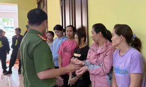 Hơn 20 người sản xuất tân dược giả ở TP HCM bị bắt