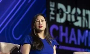 Ông Trump chọn một phụ nữ gốc Việt lãnh đạo cơ quan kiểm soát tiền ảo Ông Trump chọn một phụ nữ gốc Việt lãnh đạo cơ quan kiểm soát tiền ảo