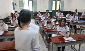 'Toàn học sinh khá, giỏi, sao còn phải học thêm?' 'Toàn học sinh khá, giỏi, sao còn phải học thêm?'