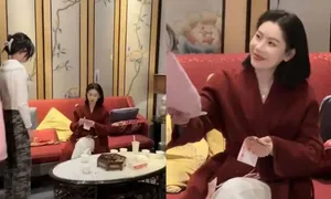 Những 'bà dì sành điệu' thay đổi định kiến gái ế Những 'bà dì sành điệu' thay đổi định kiến gái ế